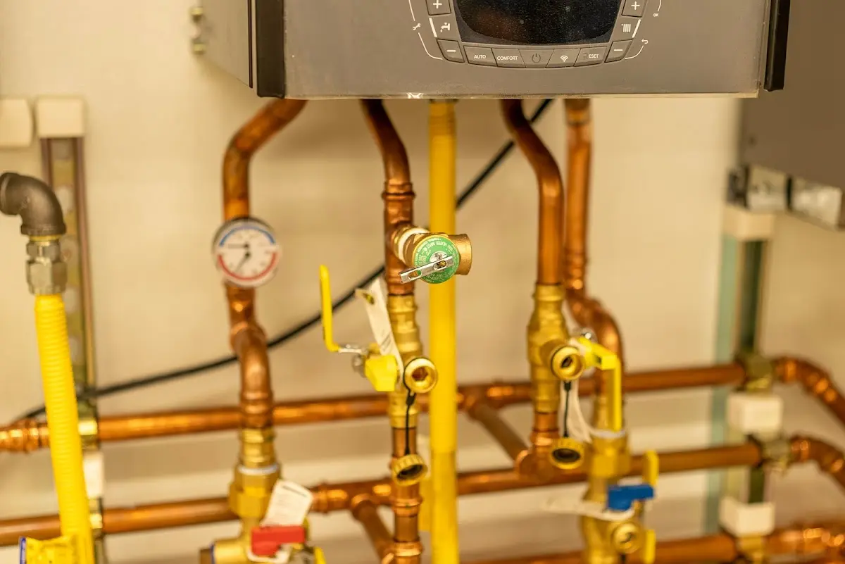 Licensed technician providing Pipe Repair for a homeowner in Vidor